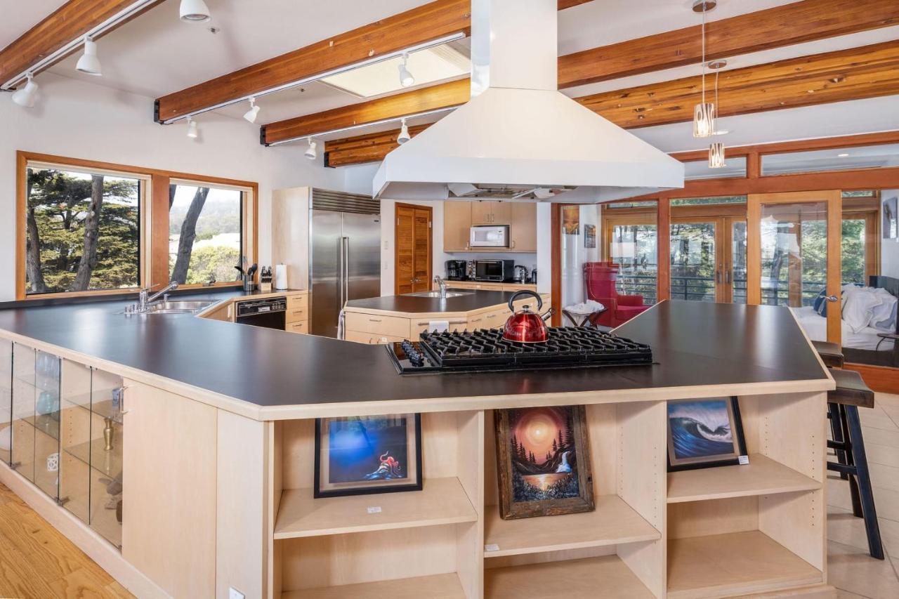 Luxury Beachfront Penthouse Walk To The Beach Restaurants Entertainment Half Moon Bay Exterior photo